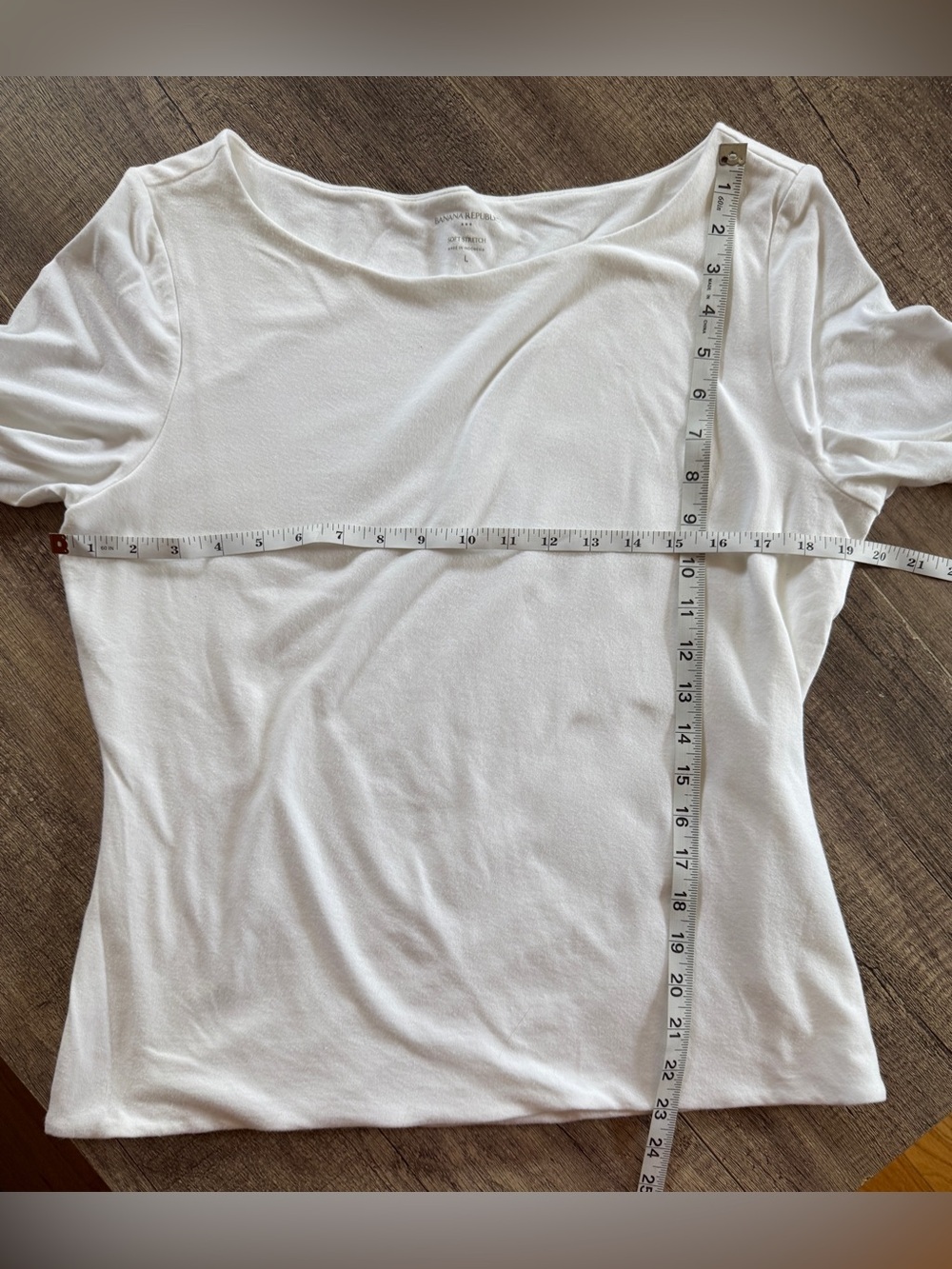 Banana Republic Factory off white "soft stretch" top. Large. NWOT. - Picture 6 of 8